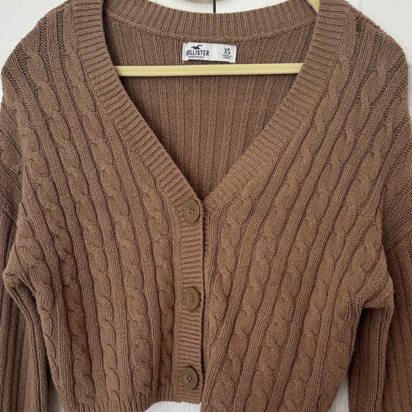 Hollister Women's Tan Cable Knit Cardigan - Picture 1 of 5